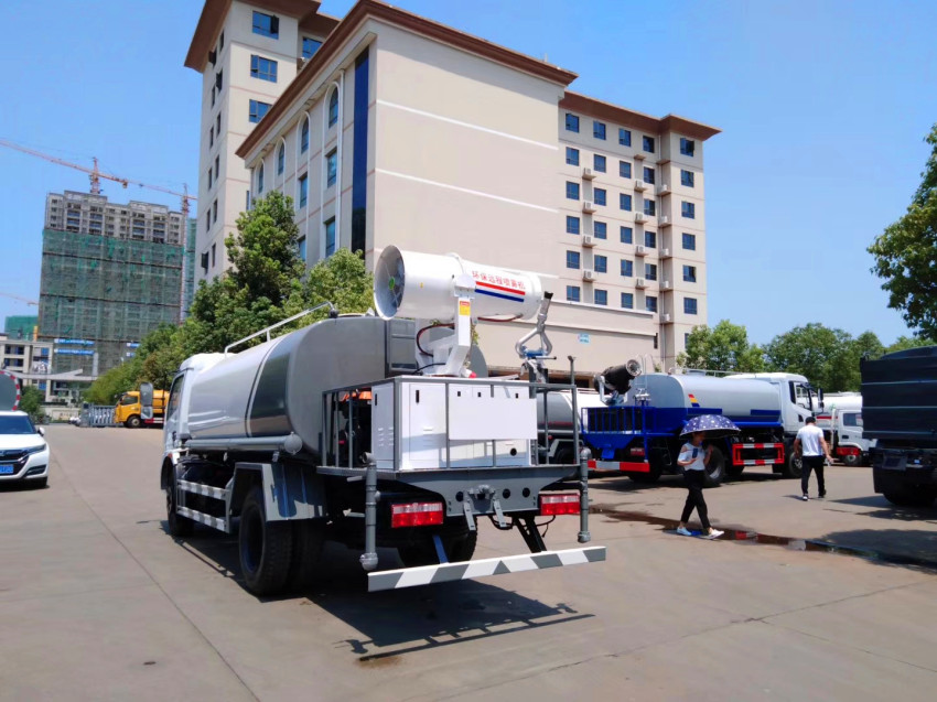 ����8��ˮ�։m܇,8������ˮ܇