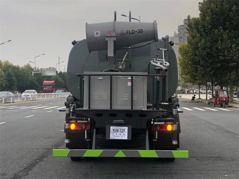 12���։m��ˮ܇-�|�L(f��ng)12���A��12�����։m��ˮ܇