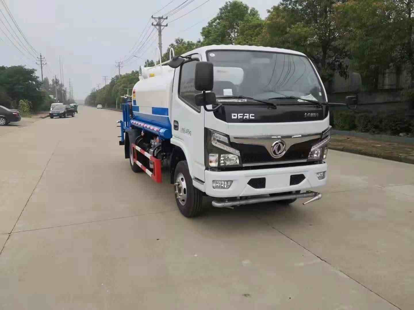 東風(fēng)全系灑水車的配置詳情和參考價格