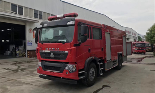 ����8��ˮ������܇